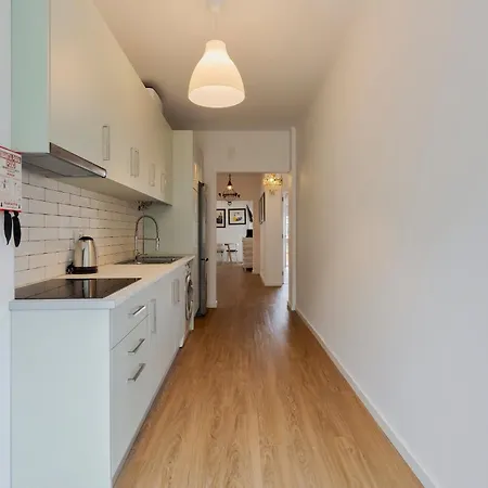 Apartment Lovely Iii *